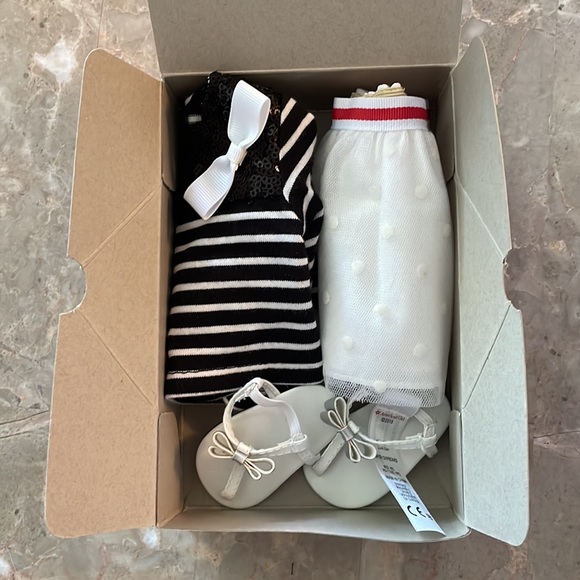 New American Girl Grace Thomas Doll Bundle- Retired - Picture 6 of 8